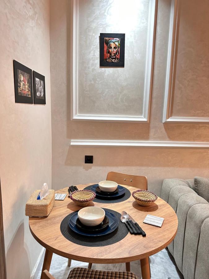 Luxueux A Cote De Mcdo & Zara Maarif Apartment *
