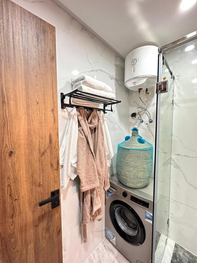 Appartement Luxueux A Cote De Mcdo & Zara Maarif Casablanca